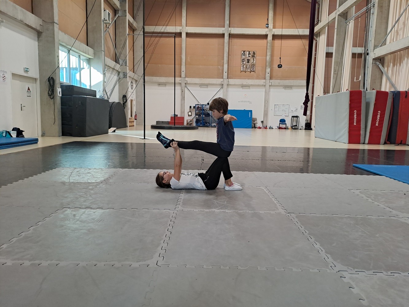 Stage cirque 1 vacances toussaint 2023 3 